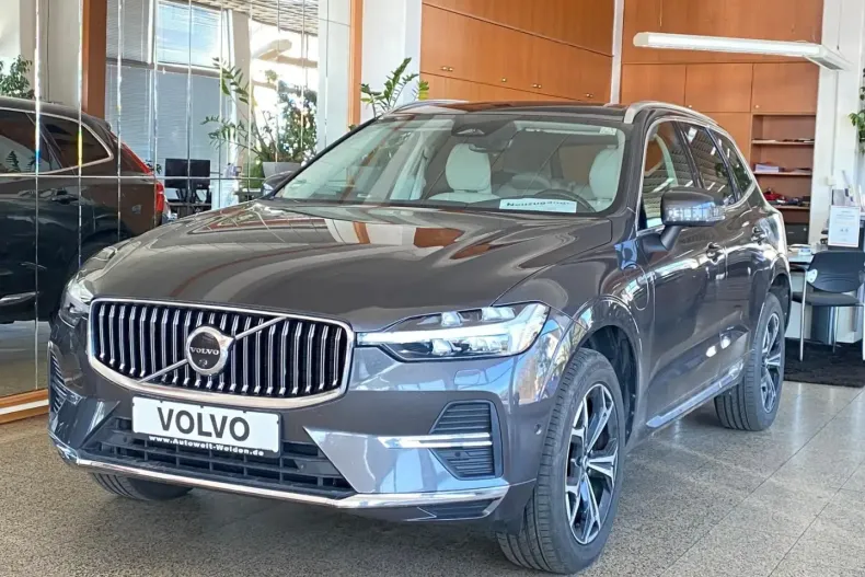 Volvo XC60 din 2021 cu 68.100 km - oferta VOL110120 - foto 1