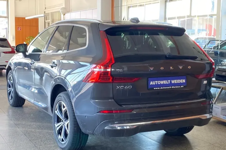 Volvo XC60 din 2021 cu 68.100 km - oferta VOL110120 - foto 3