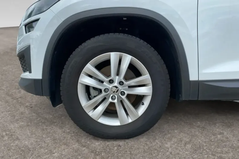 Skoda Kodiaq din 2023 cu 30.279 km - oferta SKO110124 - foto 16