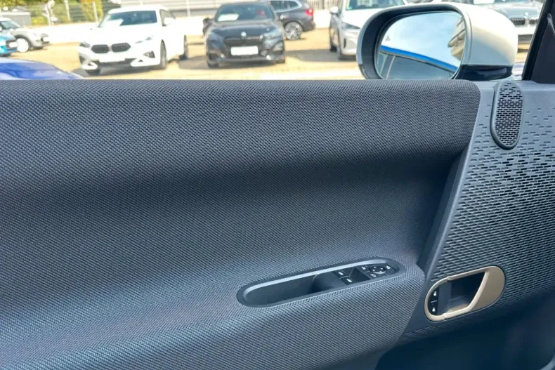 MINI Cooper din 2024 cu 4.900 km - oferta MIN110126 - foto 10