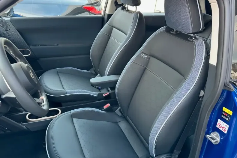 MINI Cooper din 2024 cu 4.900 km - oferta MIN110126 - foto 11