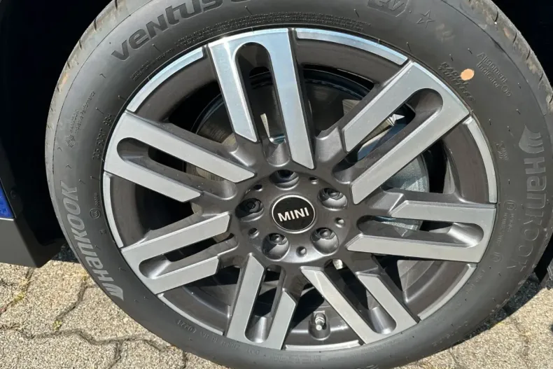 MINI Cooper din 2024 cu 4.900 km - oferta MIN110126 - foto 25