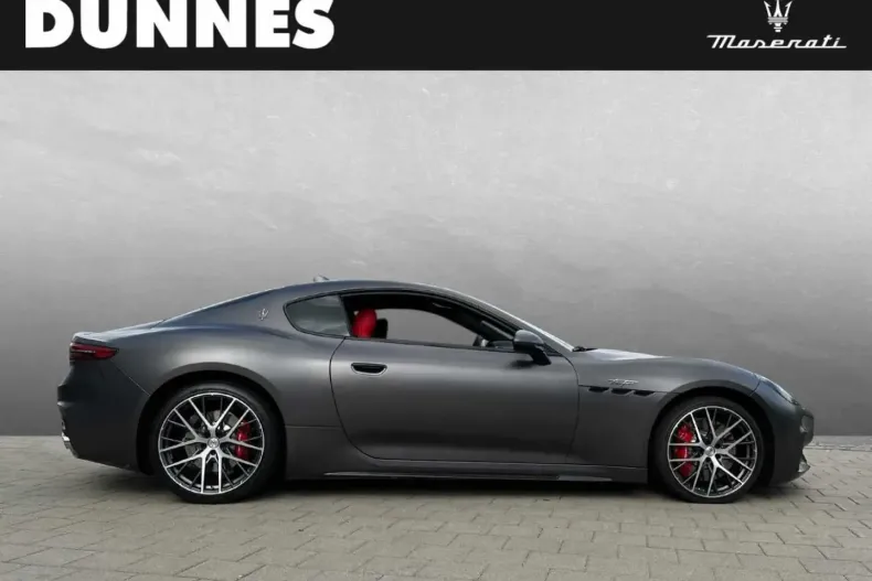Maserati Granturismo din 2024 cu 1.550 km - oferta MAS110129 - foto 3