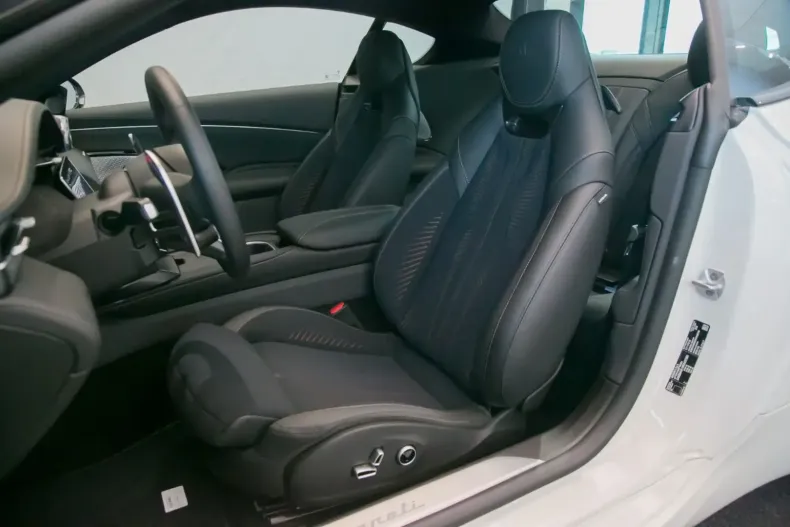 Maserati Granturismo din 2024 cu 13.000 km - oferta MAS110130 - foto 12