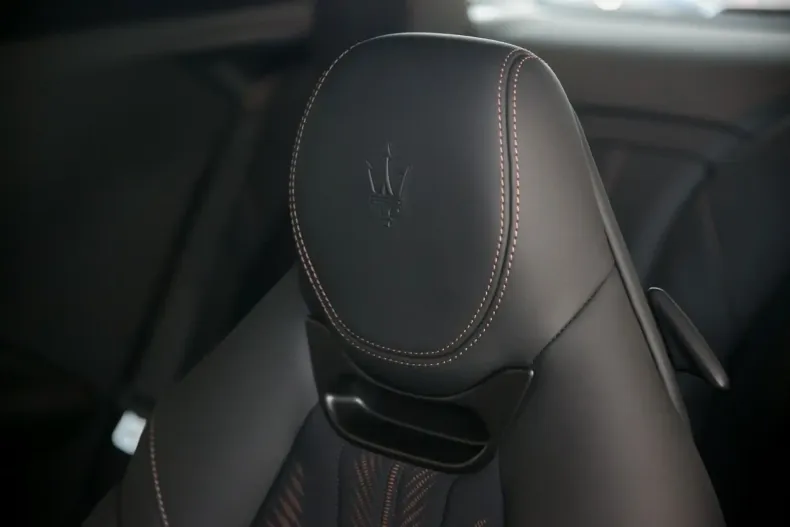 Maserati Granturismo din 2024 cu 13.000 km - oferta MAS110130 - foto 14