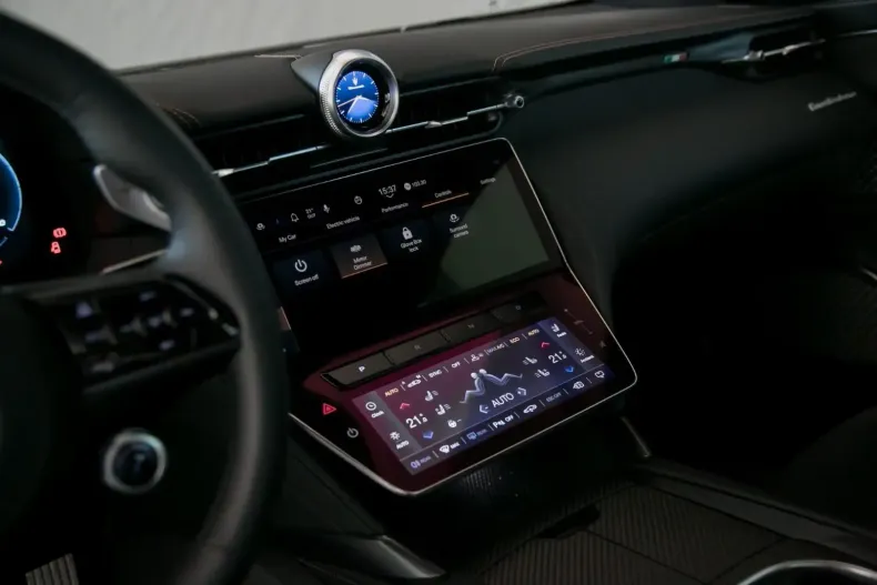 Maserati Granturismo din 2024 cu 13.000 km - oferta MAS110130 - foto 16