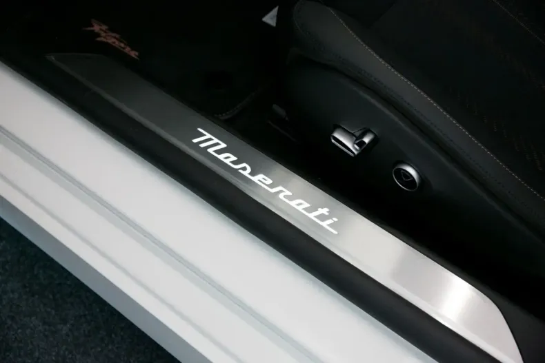 Maserati Granturismo din 2024 cu 13.000 km - oferta MAS110130 - foto 23