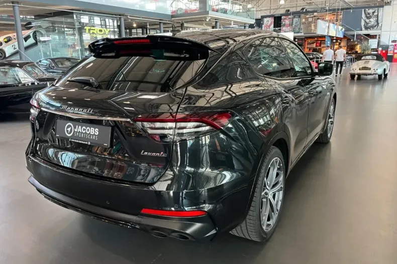 Maserati Levante din 2022 cu 76.770 km - oferta MAS110131 - foto 4