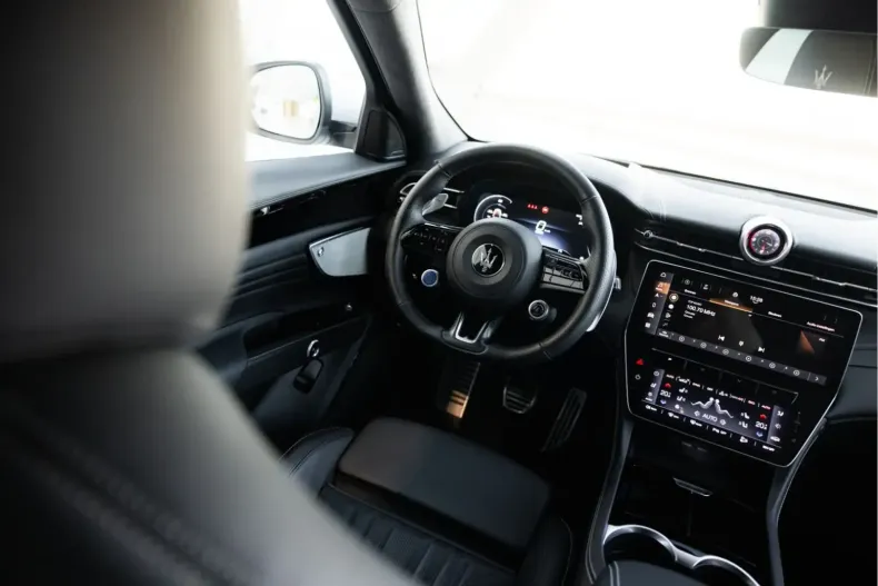 Maserati Grecale din 2024 cu 8.000 km - oferta MAS110133 - foto 4