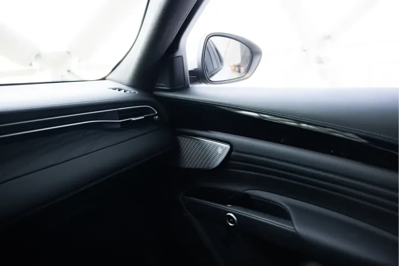 Maserati Grecale din 2024 cu 8.000 km - oferta MAS110133 - foto 31