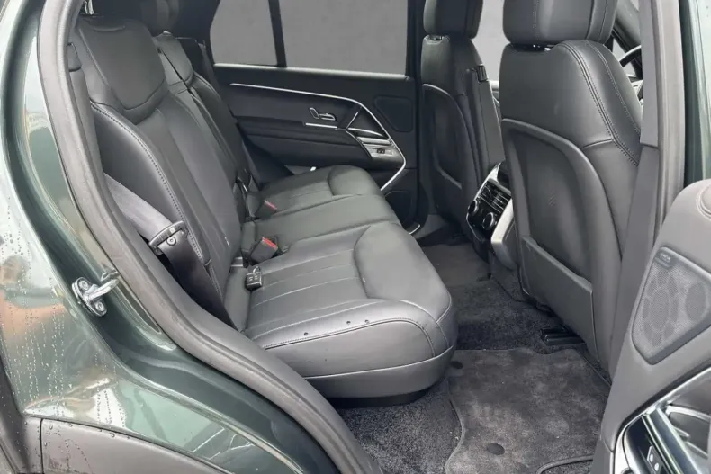 Land Rover Range Rover din 2024 cu 4.900 km - oferta LAN110136 - foto 5