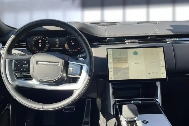 Land Rover Range Rover din 2023 cu 47.600 km - oferta LAN110138 - foto 7