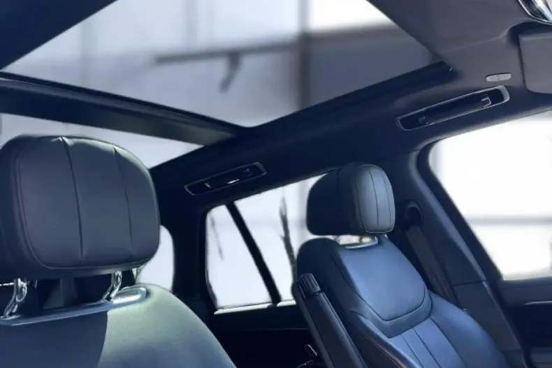 Land Rover Range Rover din 2023 cu 47.600 km - oferta LAN110138 - foto 11