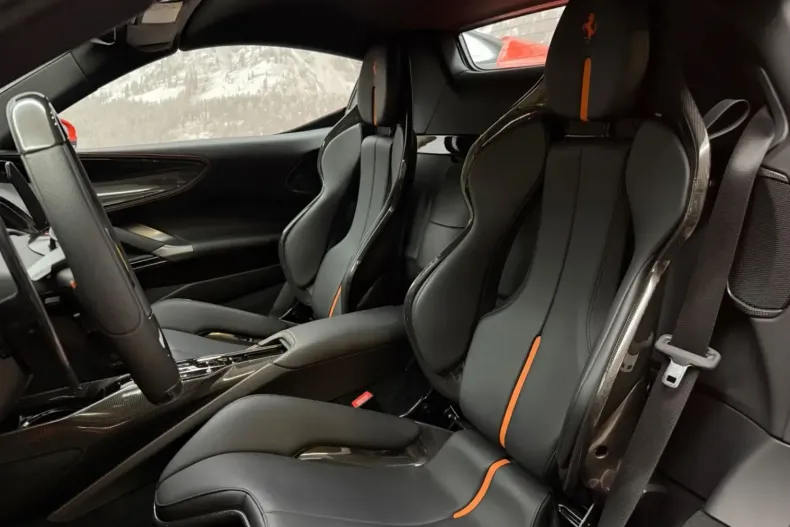 Ferrari SF90 din 2023 cu 12.000 km - oferta FER110140 - foto 11