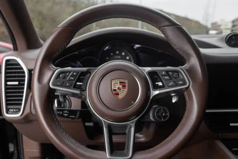 Porsche Cayenne din 2023 cu 21.000 km - oferta POR110141 - foto 9