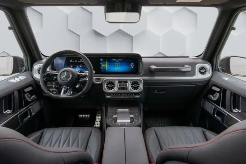 Mercedes-Benz G 63 AMG din 2025 cu 30 km - oferta MER110143 - foto 4