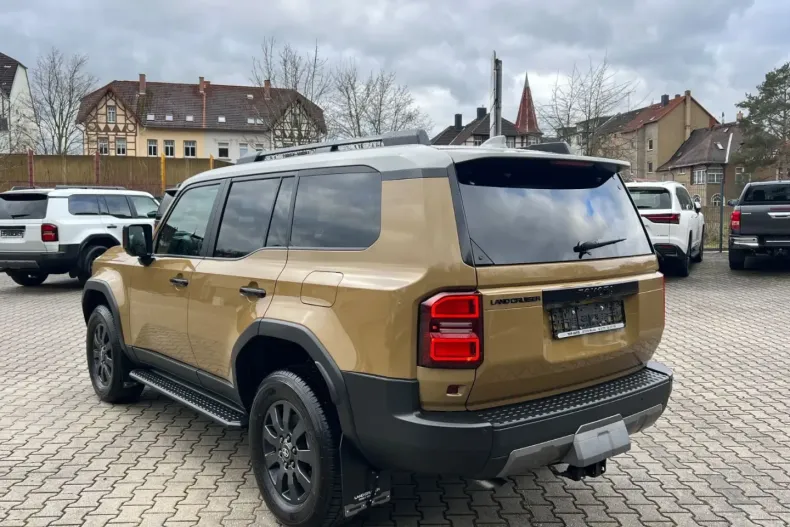 Toyota Land Cruiser din 2024 cu 25 km - oferta TOY110147 - foto 6