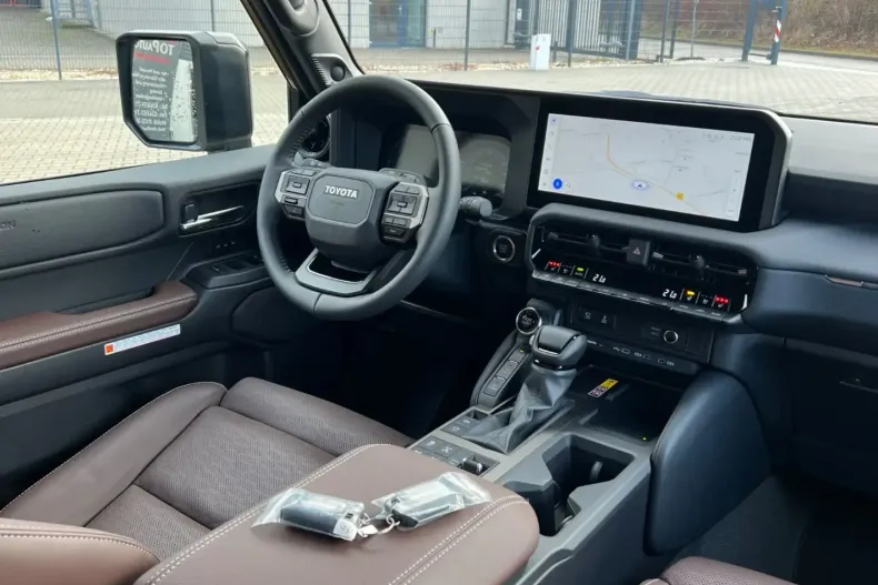 Toyota Land Cruiser din 2024 cu 25 km - oferta TOY110147 - foto 14