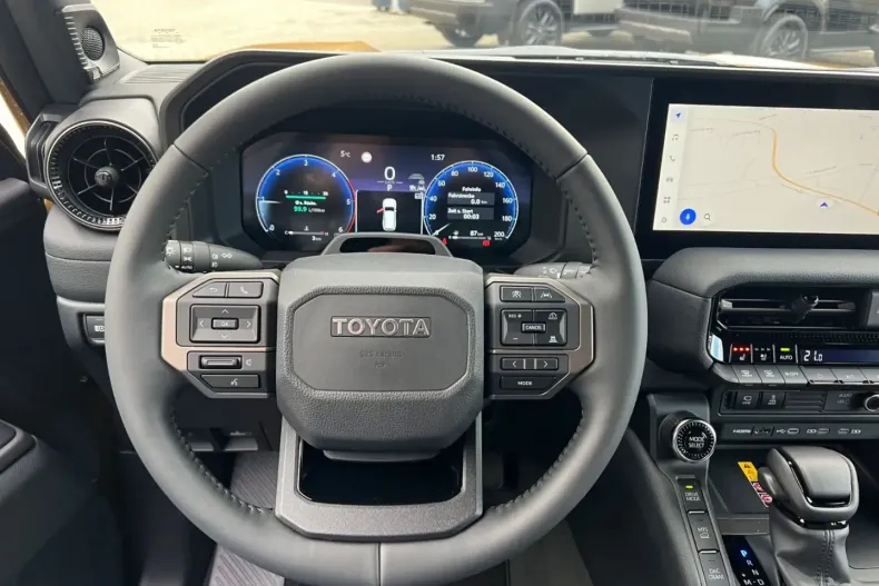 Toyota Land Cruiser din 2024 cu 25 km - oferta TOY110147 - foto 23