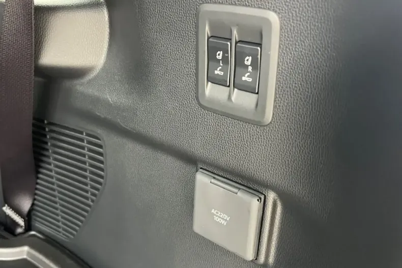 Toyota Land Cruiser din 2024 cu 25 km - oferta TOY110147 - foto 28