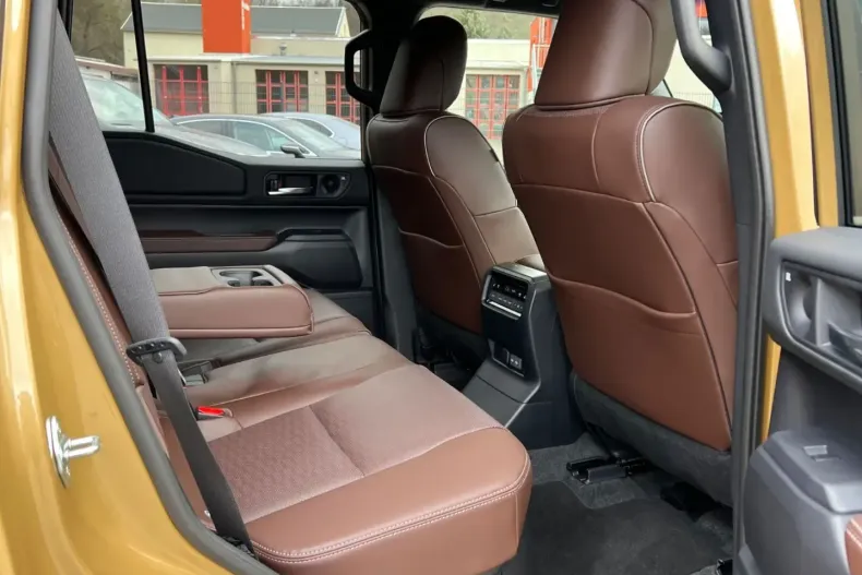 Toyota Land Cruiser din 2024 cu 25 km - oferta TOY110147 - foto 29