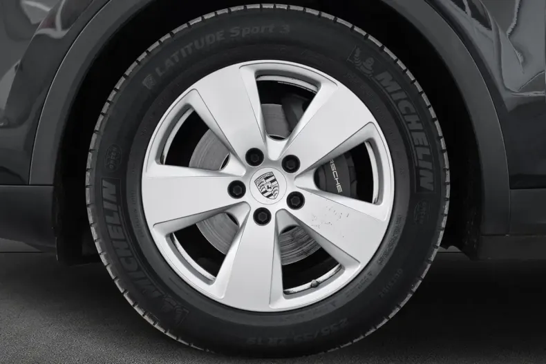 Porsche Cayenne din 2021 cu 145.593 km - oferta POR110151 - foto 8