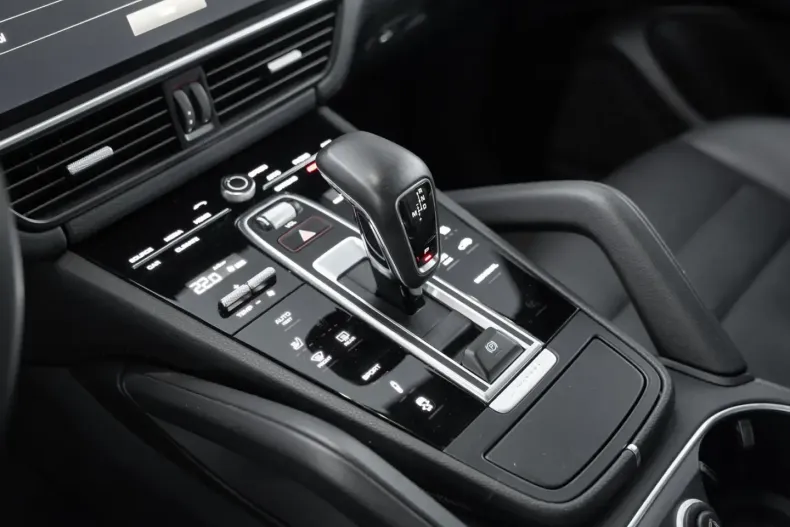 Porsche Cayenne din 2021 cu 145.593 km - oferta POR110151 - foto 18