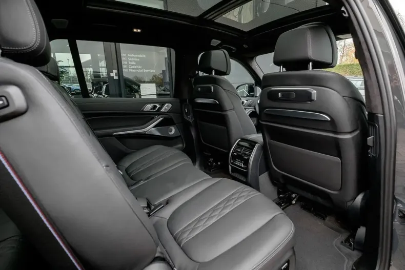 BMW X7 M60 din 2024 cu 9.000 km - oferta BMW110154 - foto 2