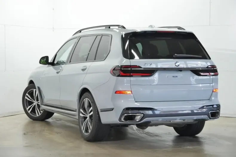 BMW X7 din 2024 cu 21.662 km - oferta BMW110155 - foto 3