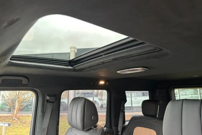 Mercedes-Benz G 63 AMG din 2024 cu 650 km - oferta MER110156 - foto 11