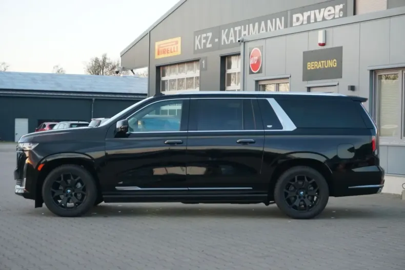 Cadillac Escalade din 2022 cu 16.300 km - oferta CAD110161 - foto 6