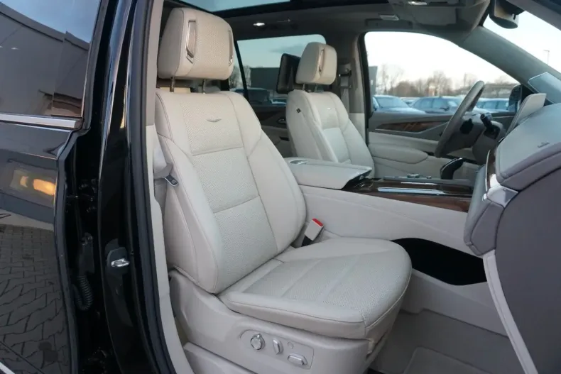 Cadillac Escalade din 2022 cu 16.300 km - oferta CAD110161 - foto 19
