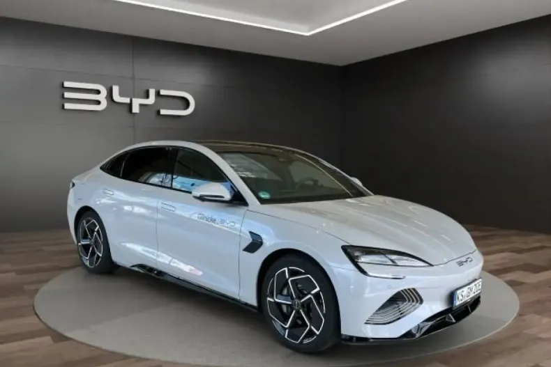 BYD SEAL din 2024 cu 24.999 km - oferta BYD110162 - foto 8