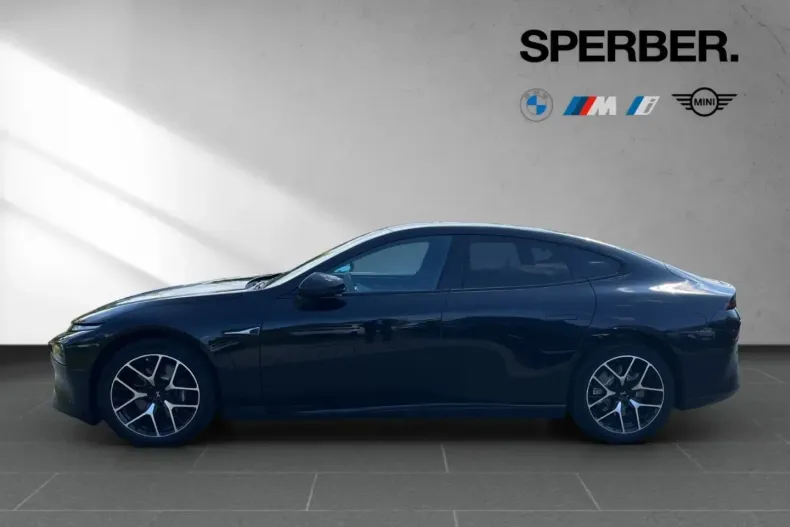 XPENG P7 din 2024 cu 23.348 km - oferta XPE110171 - foto 3