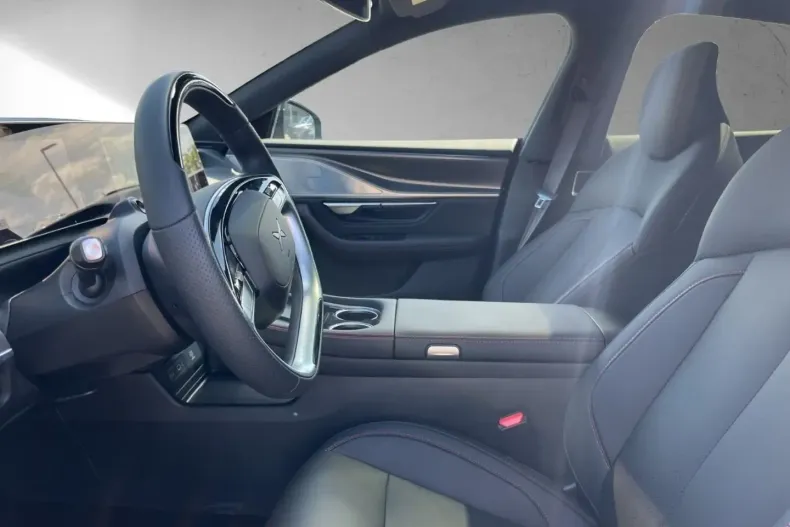 XPENG P7 din 2024 cu 23.348 km - oferta XPE110171 - foto 9