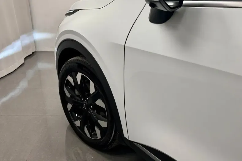 Kia Sportage din 2023 cu 45.088 km - oferta KIA110172 - foto 15