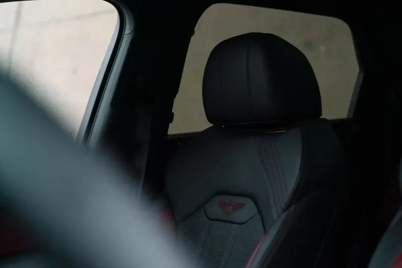 Bentley Bentayga din 2023 cu 7.500 km - oferta BEN110173 - foto 17