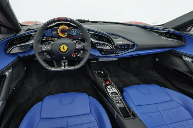 Ferrari SF90 din 2023 cu 8.800 km - oferta FER110177 - foto 12