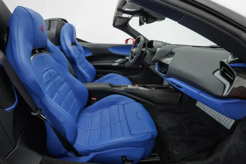 Ferrari SF90 din 2023 cu 8.800 km - oferta FER110177 - foto 16