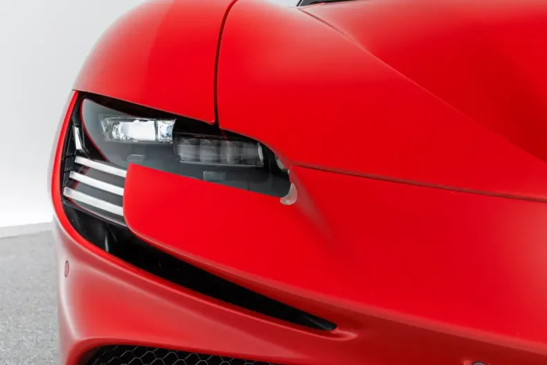 Ferrari SF90 din 2023 cu 8.800 km - oferta FER110177 - foto 25