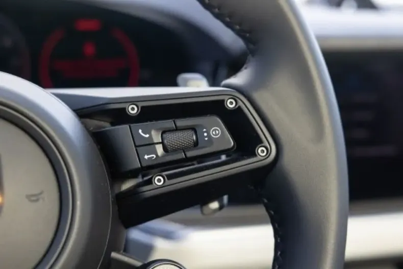 Porsche Cayenne din 2025 cu 9.900 km - oferta POR110181 - foto 5