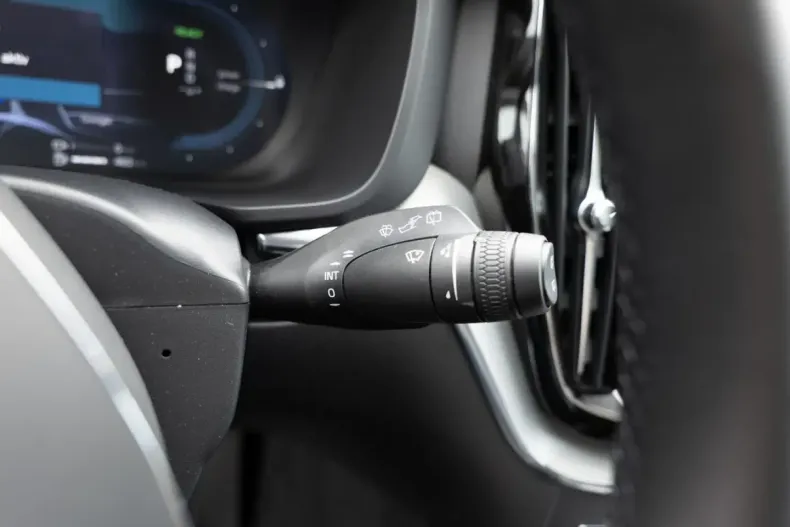 Volvo XC60 din 2023 cu 17.789 km - oferta VOL110183 - foto 19