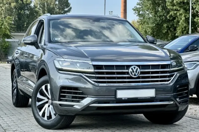 Volkswagen Touareg din 2020 cu 102.960 km - oferta VOL110190 - foto 2