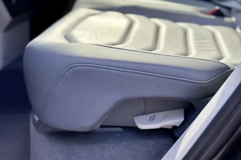 Volkswagen Touareg din 2020 cu 102.960 km - oferta VOL110190 - foto 25