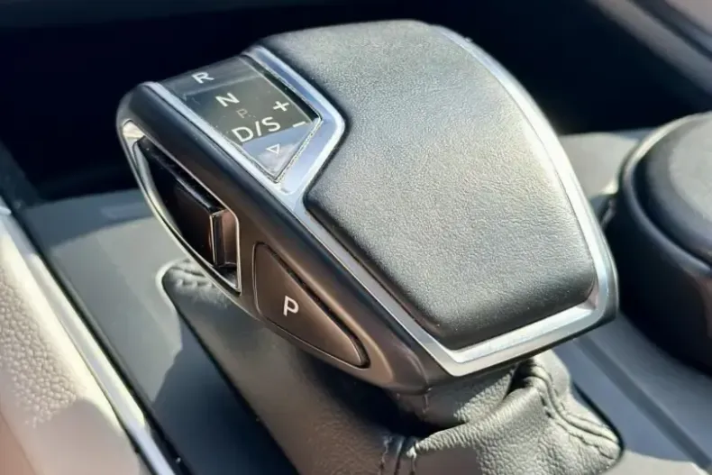 Volkswagen Touareg din 2020 cu 102.960 km - oferta VOL110190 - foto 27