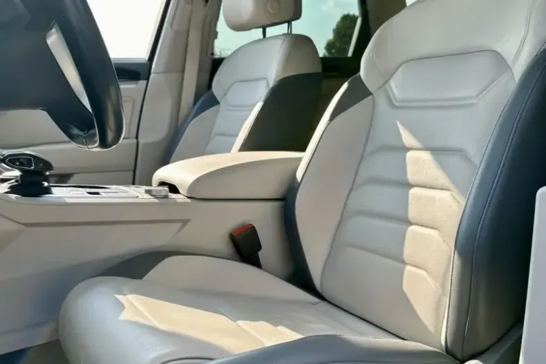 Volkswagen Touareg din 2020 cu 102.960 km - oferta VOL110190 - foto 30