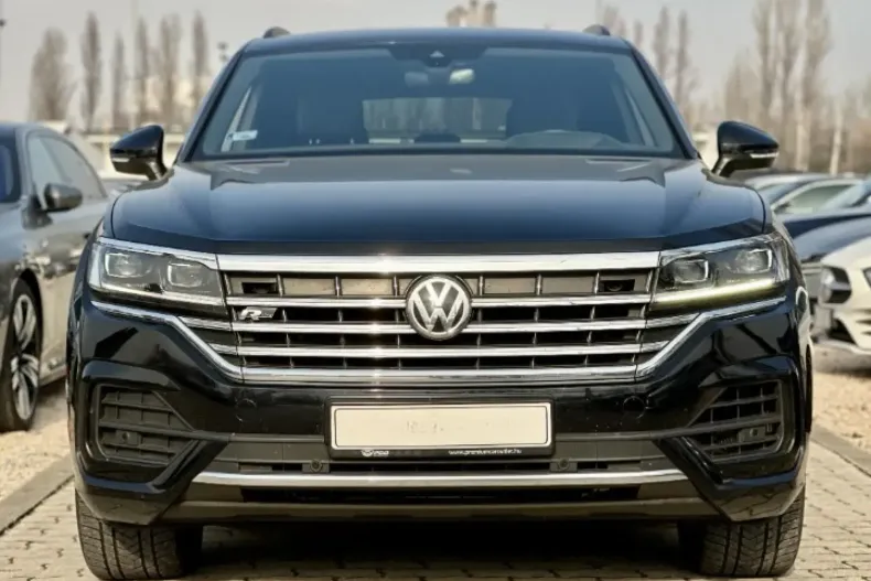 Volkswagen Touareg din 2020 cu 57.980 km - oferta VOL110191 - foto 2