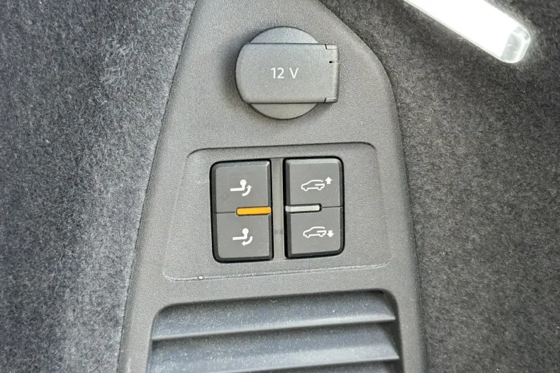 Volkswagen Touareg din 2020 cu 57.980 km - oferta VOL110191 - foto 25