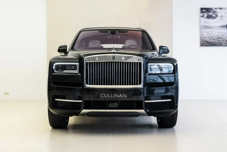 Rolls-Royce Cullinan din 2023 cu 38.915 km - oferta ROL110193 - foto 3