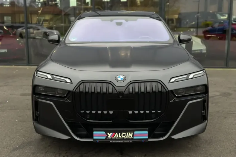 BMW 740 din 2024 cu 24.270 km - oferta BMW110196 - foto 6